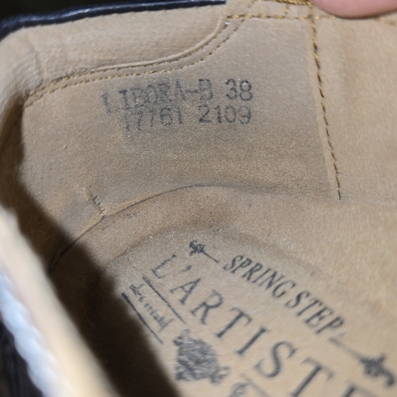 L'Artiste LIBORA Loafer Shoes Hand Painted Leather Flower Perforated 38 7.5-8 - Picture 10 of 11